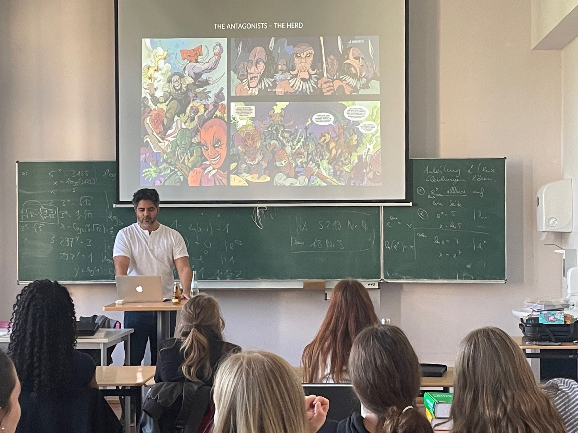 Hugo Canuto at school